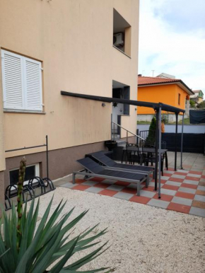 Apartment Adi